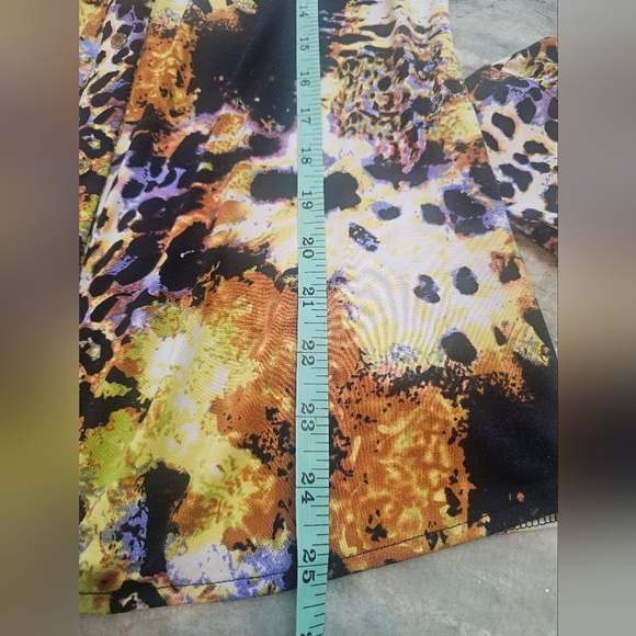 BCBG MAXAZRIA Mystical Leopard Art to Wear Snap Closure Long Sleeve Medium - Picture 14 of 16